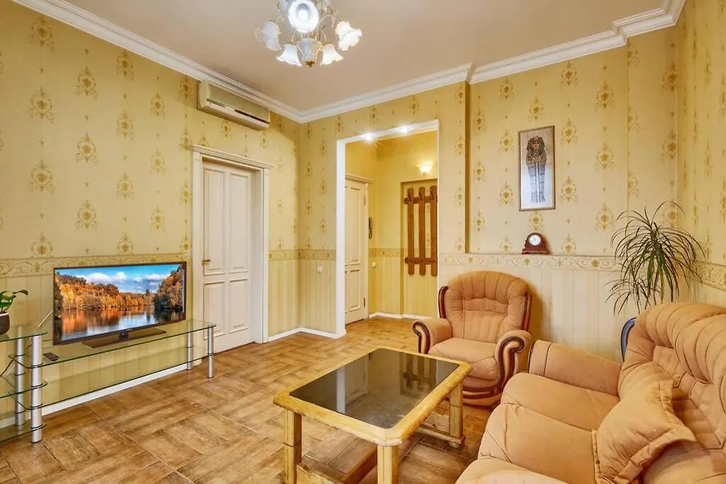 Apartment Near Bessarabsky Square Kiev 0*,  Ukrayna