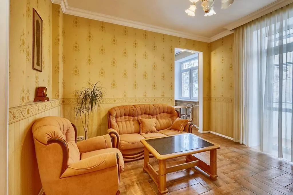 Apartment Near Bessarabsky Square Kiev